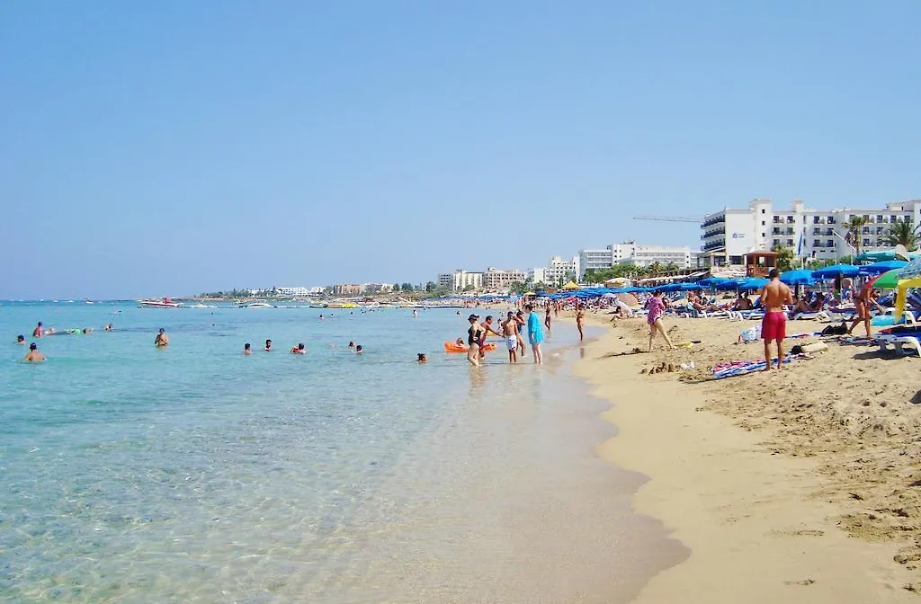 Flisvos Beach Apartments Protaras