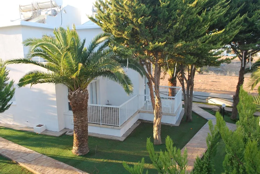 Flisvos Beach Apartments Protaras