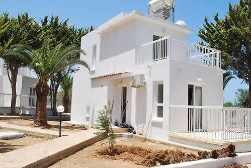 Flisvos Beach Apartments Protaras