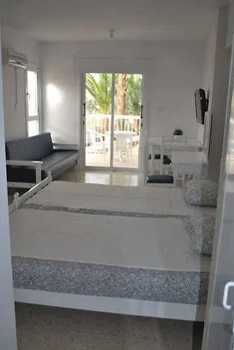 Flisvos Beach Apartments Protaras