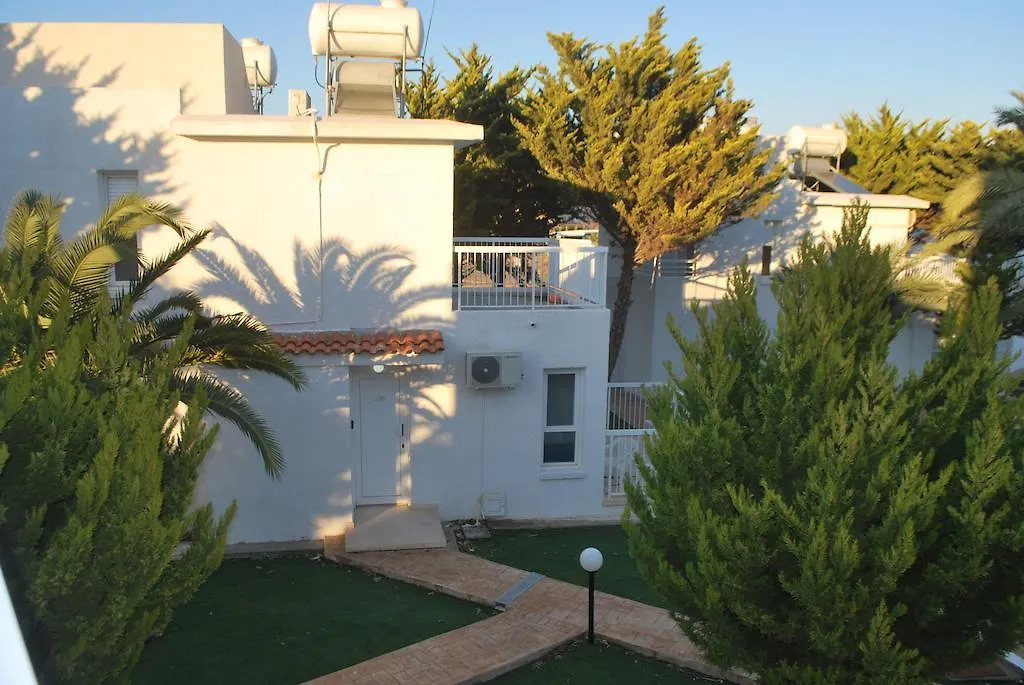 Flisvos Beach Apartments Protaras