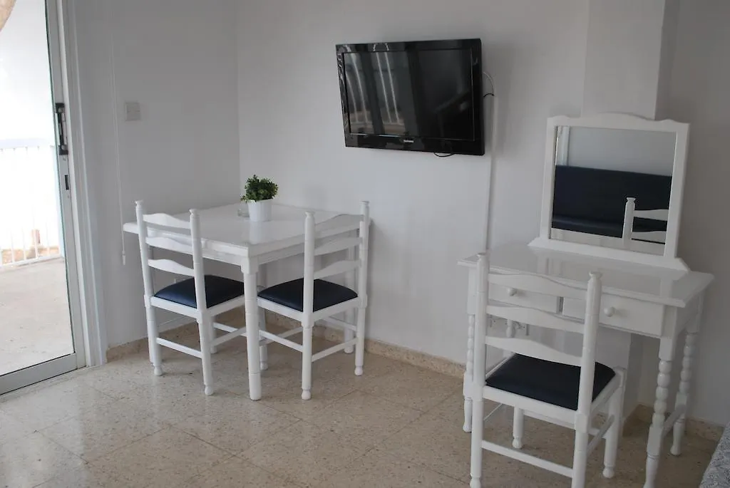 Flisvos Beach Apartments Protaras