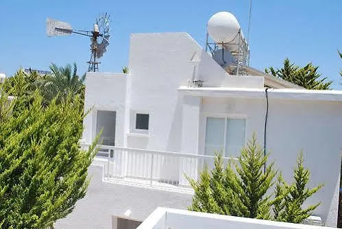 Flisvos Beach Apartments Protaras 0*,